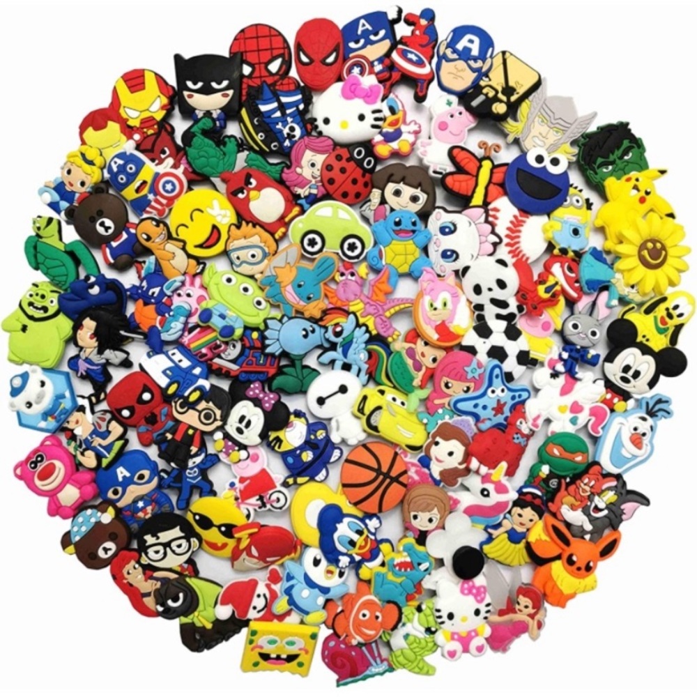 10 random Croc Charms